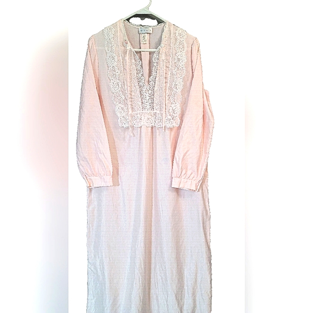 vintage contemporary Sears Light Pink Sleeping Dress